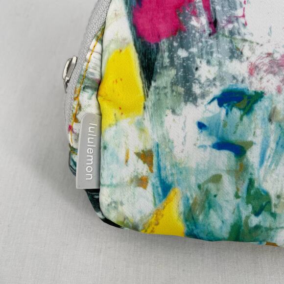 NEW Lululemon Belt Bag EBB No Limits White Multi Zip Pockets Longer Fit Strap 1L - Picture 3 of 13